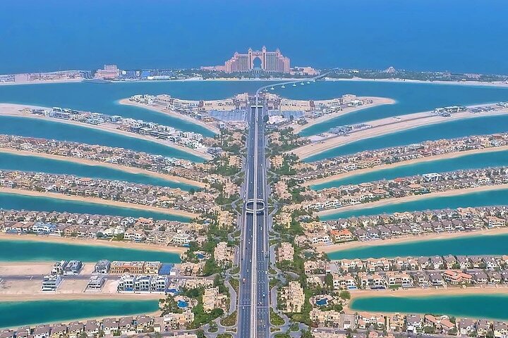 Palm Jumeirah Island Tour with Revolving 360" view from The View at The Palm ! - Image 2