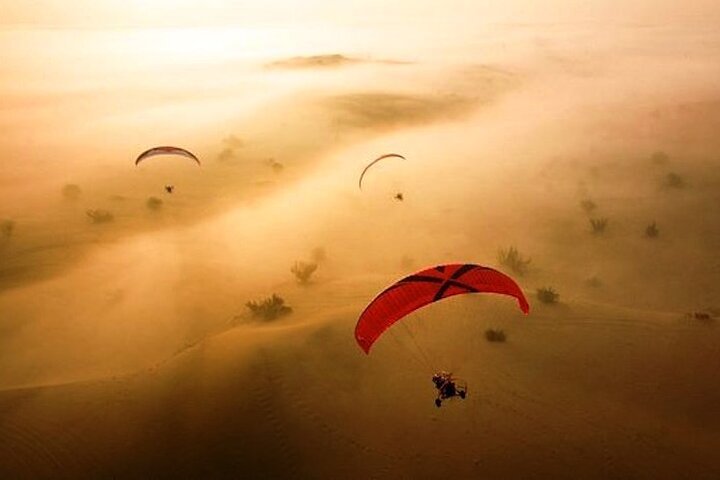 Paramoter Dubai Private flight for 20 minutes - Image 3