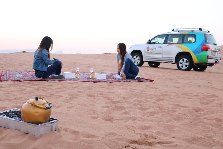 Private 4x4 Self Drive Experience in the Desert with Refreshments - Image 3