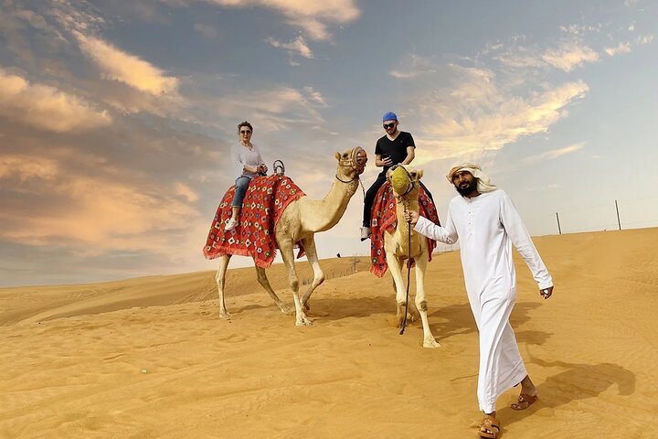 Private 4x4 Sunrise Desert Safari with Refreshments & Camel Ride in Dubai - Image 4