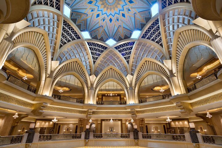 Private Abu Dhabi 5 Wonders Tour with Emirates Palace Lunch - Image 1