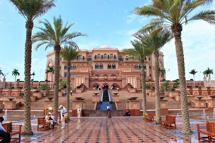 Private Abu Dhabi City Tour With Buffet Lunch  - Image 5