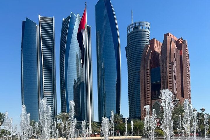 Private Abu Dhabi City Tour with Grand Mosque Entrance - Image 5