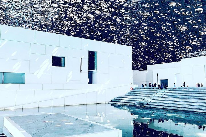 Private Abu Dhabi City Tour with Louvre Museum & Lunch - Image 1