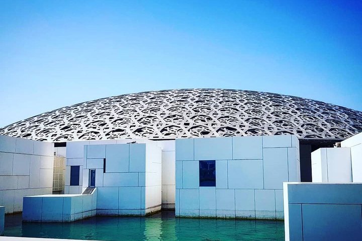 Private Abu Dhabi City Tour with Louvre Museum & Lunch - Image 4