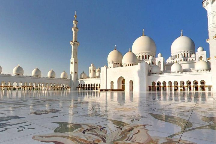 Private Abu Dhabi Sheikh zayed mosque with Louver Museum & Emirates Place Tea - Image 5