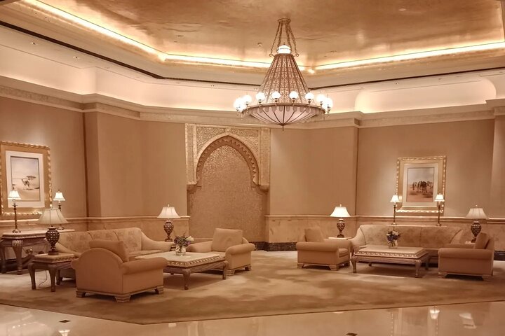 Private Abu dhabi Tour - Image 2