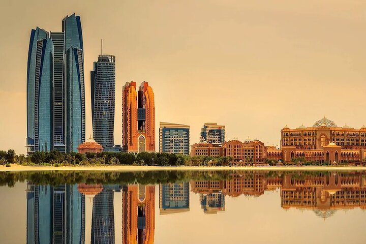 Private Abu Dhabi Tour of Grand mosque,Louvre museum,Etihad Tower & Qasr Alwatan - Image 5