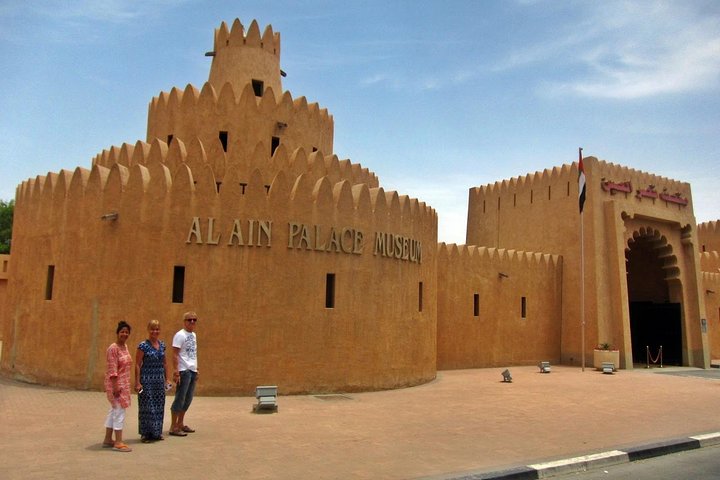 Private Al Ain City Tour From Dubai with Buffet Lunch  - Image 2