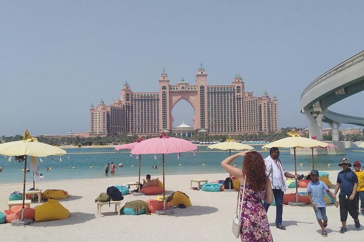 Private Dubai 8 Hours Tour with Professional Driver - Image 4