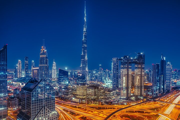 Private Dubai city tour at night with dinner - Image 1