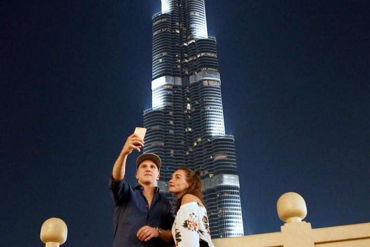 Private Dubai City tour(Weddings & Honeymoon) - Image 1