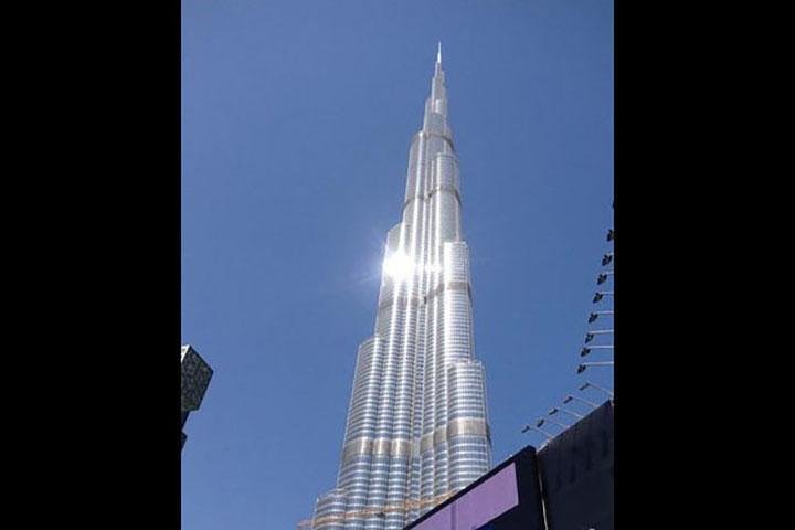 Private Dubai Ramadan Cultural Experience Tour, Iftar At Sheikh Mohammed Centre - Image 4