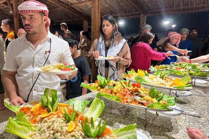 Private Full Day Safari Tour in Dubai with Dinner - Image 1