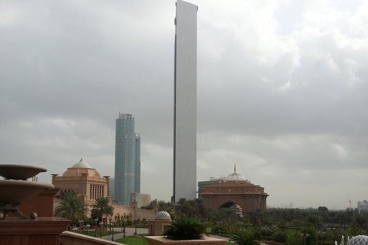 Private Guided Abu Dhabi City Sightseeing Tour - Image 4