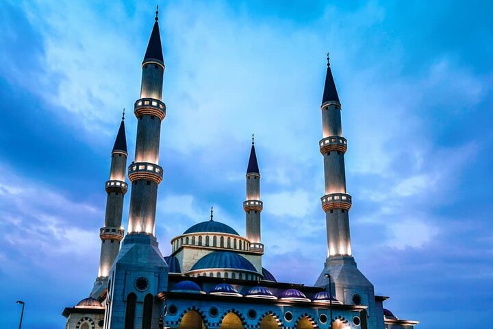 Private Historical and Cultural Tour in Dubai - Image 1