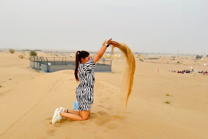 Private Morning Desert Safari in Vintage Mercedes G Class - Image 4