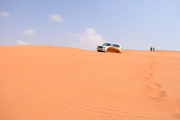 Private Morning Desert Safari with Sand Boarding - Image 2