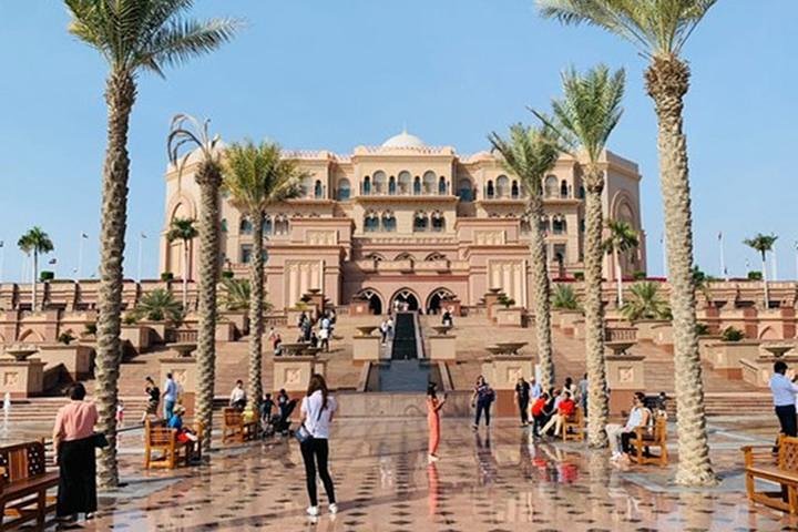 Private One-day Abu Dhabi Highlight Tour From Dubai With Lunch - Image 5