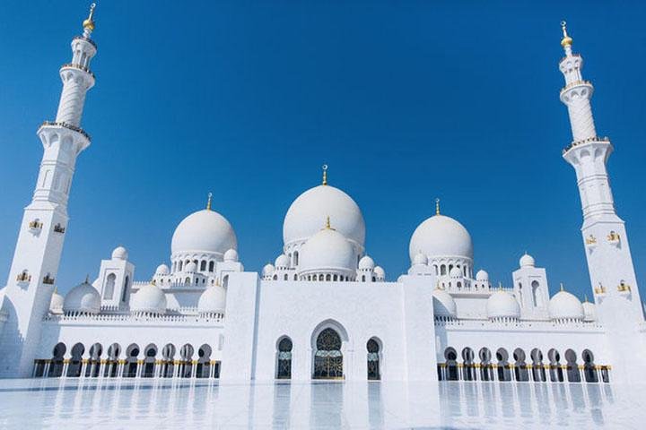 Private One-day Abu Dhabi Highlight Tour From Dubai With Lunch - Image 4