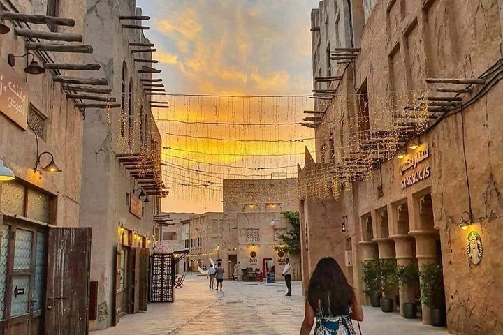 Private Photo Session Tour In Dubai  - Image 1