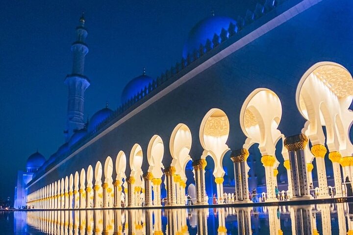 Private Round-Trip Sheikh Zayed Grand Mosque Tour from Dubai Inc. Transport - Image 4
