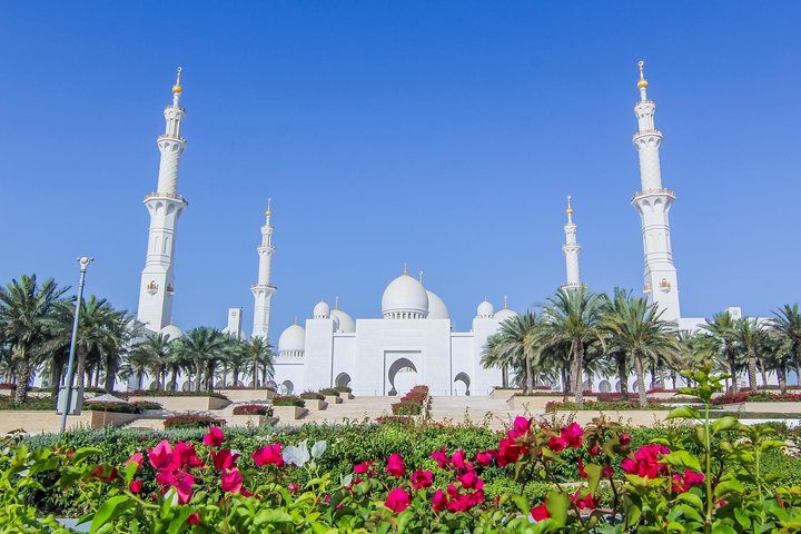 Private Tour: Abu Dhabi Full-Day City sightseeing with Transport from Dubai - Image 1