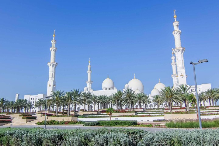 Private Tour: Abu Dhabi Full-Day City sightseeing with Transport from Dubai - Image 4