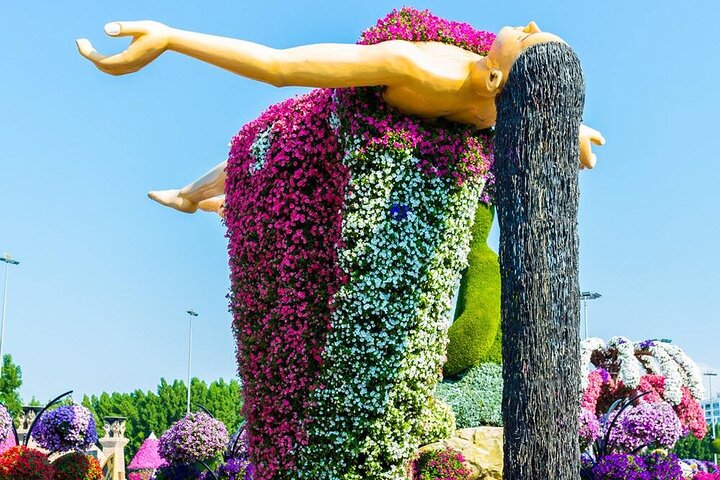 Private Tour in Miracle Garden & Global Village Dubai  - Image 2