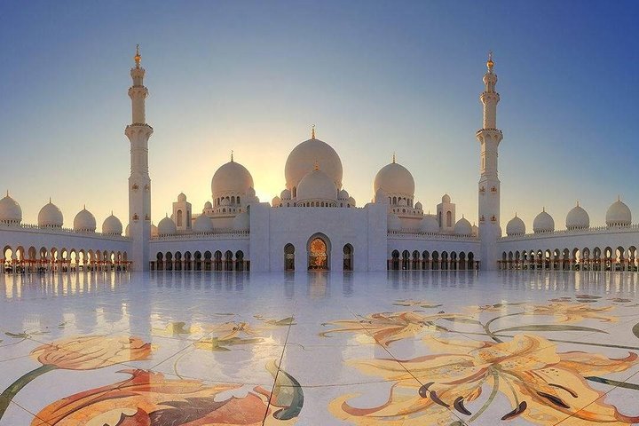 Private Tour of Abu Dhabi from Dubai - Image 1