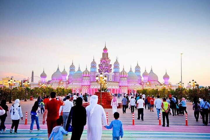 Private Tour of Dubai Frame with Global village Visit - Image 1