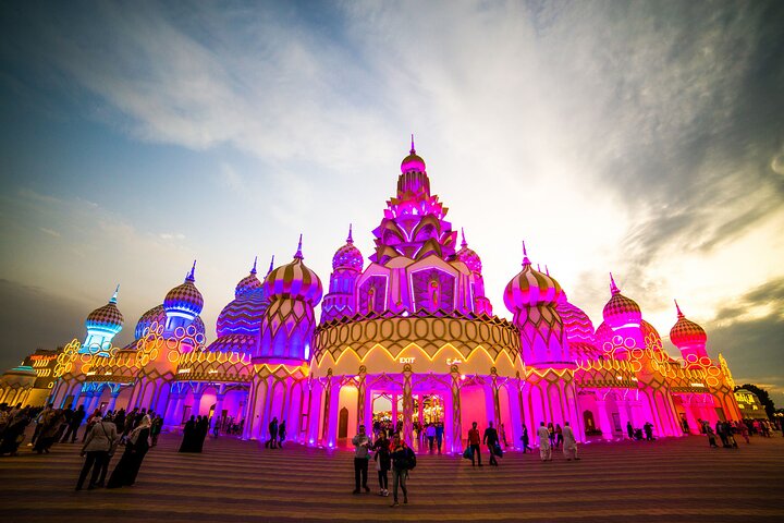 Private Tour of Dubai Frame with Global village Visit - Image 5