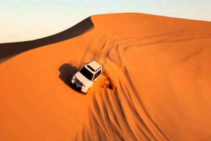 Red Dune Desert Safari With Live BBQ Dinner And Belly Dance - Image 2