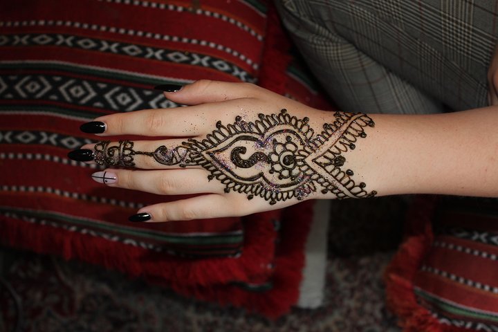 Red Dunes Desert Safari, Sand Board, Camel Ride with BBQ Dinner in Premium Camp - Image 5