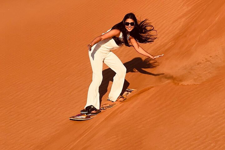 Red Dunes Desert Safari With Unlimited B.B.Q Buffet Dinner - Image 3