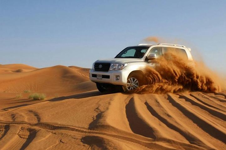 Red Dunes Dubai Desert Safari with Live show, Sandboarding & BBQ - Image 4