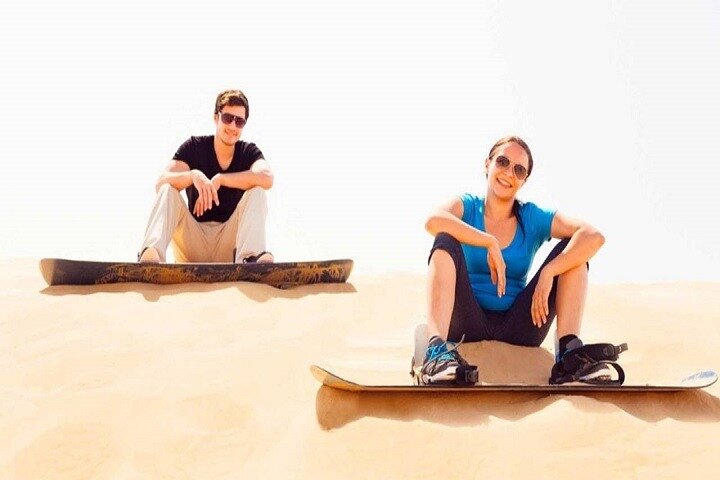 Red Dunes Dubai Desert Safari with Live show, Sandboarding & BBQ - Image 2
