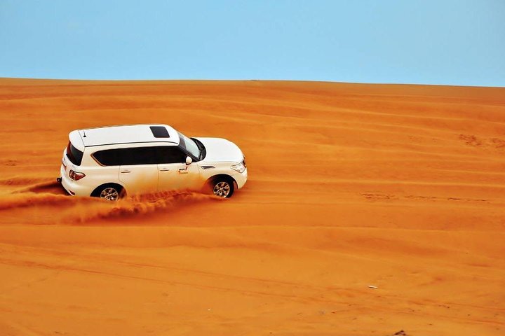 Red Dunes Evening Desert Safari With BBQ Dinner - Image 1