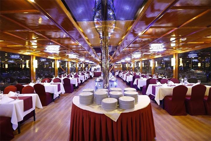 Romantic Dhow Cruise Dinner Dubai Marina - Image 2