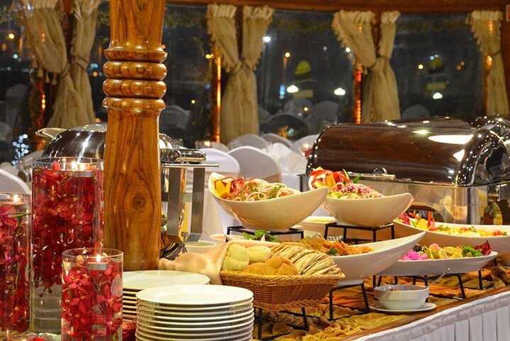 Romantic Dhow Cruise In Marina with International Buffet Dinner with Live Shows - Image 2