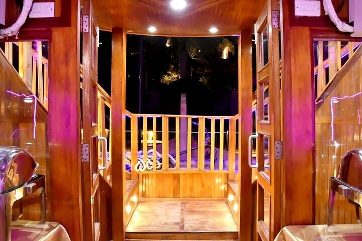 Romantic Dubai Water Canal Cruise with Live Shows and International Buffet - Image 5