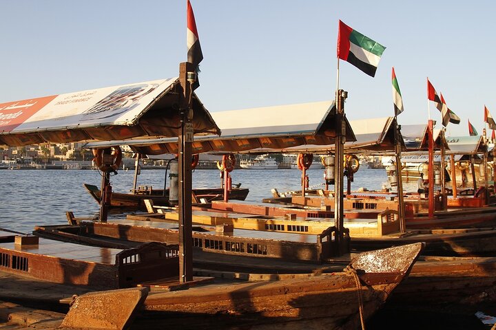 Semi-Private Walking Tour with Pickup and Breakfast in Old Dubai - Image 1