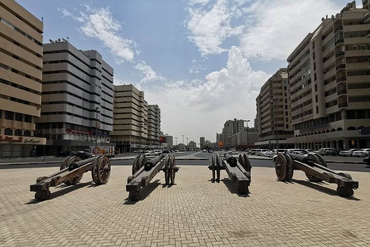 Sharjah Half-day Tour With Traditional Lunch from Dubai  - Image 4