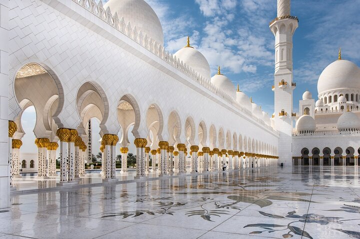 Sheikh Zayed Grand mosque and Qasr al Watan Tour From Dubai - Image 2