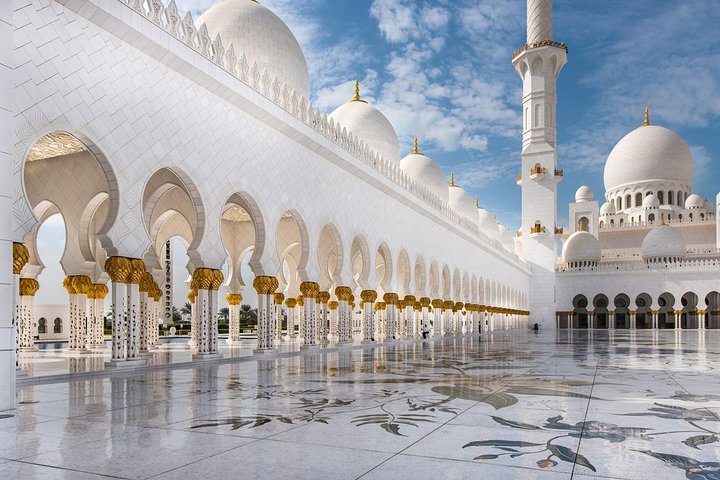 Sheikh Zayed Grand Mosque Tour From Dubai - Image 1