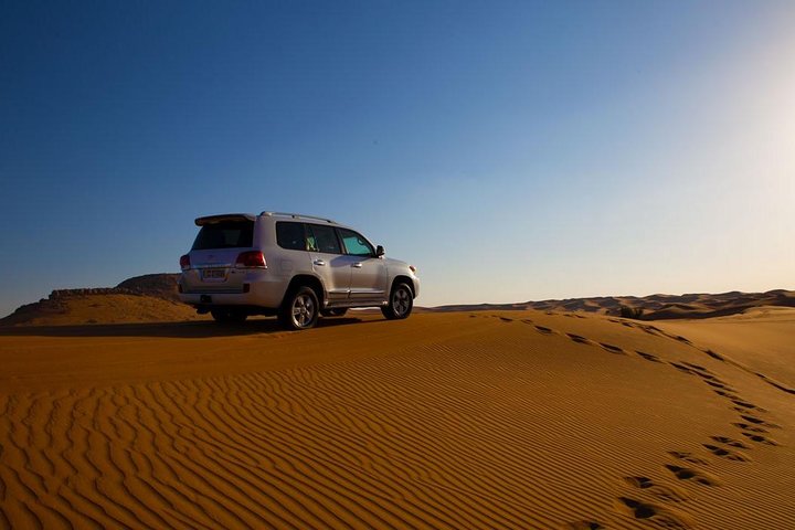 Small Group Guided Red Dune Safari in Quad Bikes with BBQ Dinner - Image 2