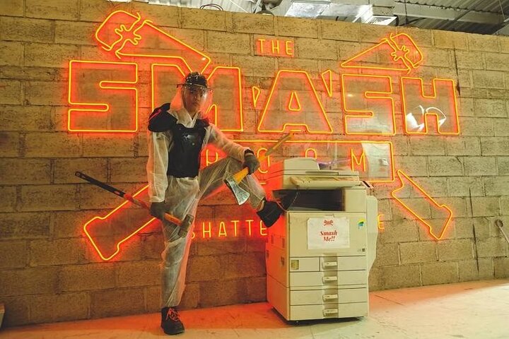 Stress-Busting Smash Room Experience in Dubai with Pvt. Transfer - Image 5