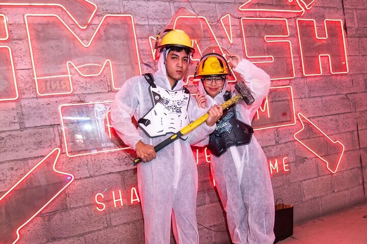 Stress-Busting Smash Room Experience in Dubai with Pvt. Transfer - Image 4