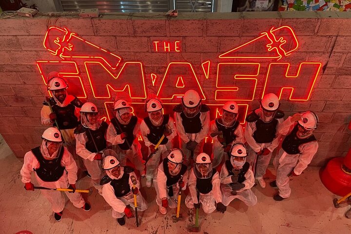 Stress-Busting Smash Room Experience in Dubai with Pvt. Transfer - Image 3