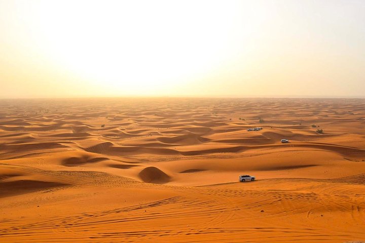 Sundowner Desert Safari and Dinner - Image 1